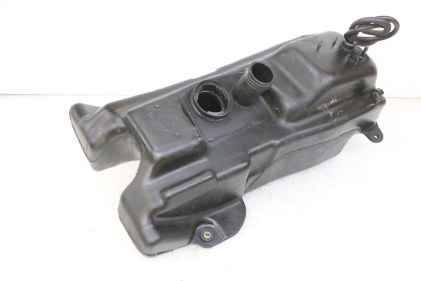 photo de BRANDSTOFTANK PIAGGIO SUPER LX 125 (2000 - 2003) - Hoofdaanzicht