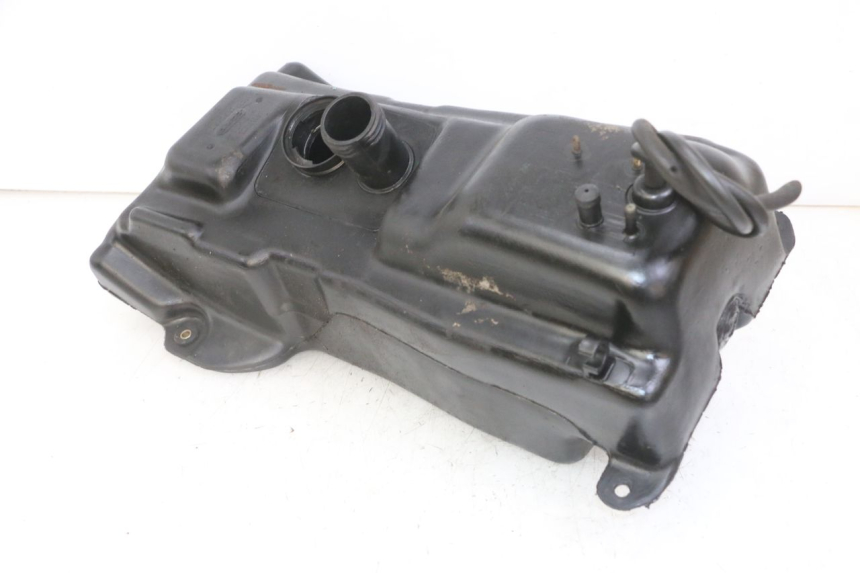 photo de BRANDSTOFTANK PIAGGIO SUPER LX 125 (2000 - 2003) - Andere kijkhoek