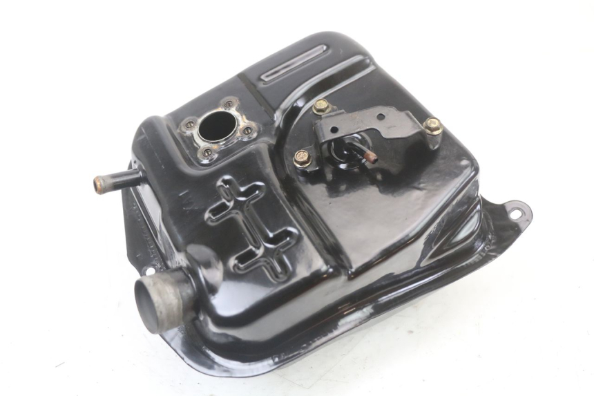 photo de BRANDSTOFTANK SYM ORBIT III 3 4T 50 (2018 - 2021) - Zoom op gebruiksstaat