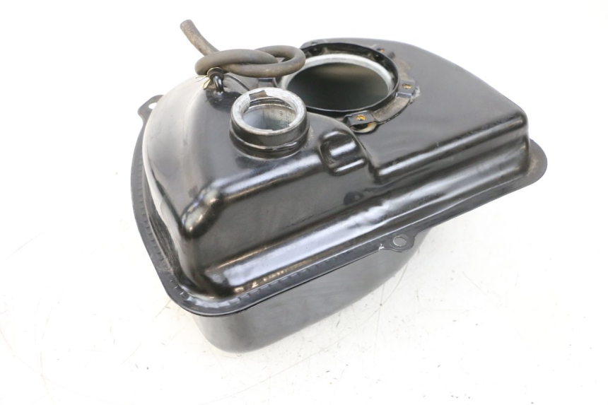 photo de BRANDSTOFTANK NECO TEMPO 4T 50 (2022 - 2026) - Staat van het oppervlak