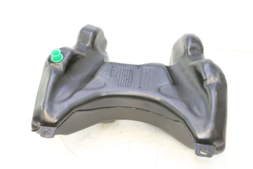 photo de BRANDSTOFTANK PEUGEOT TKR TREKKER FURIOUS 50 (2005 - 2014) - Detail van het onderdeel
