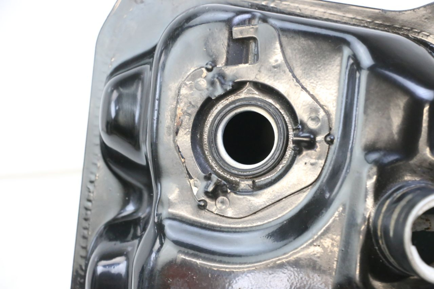 photo de BRANDSTOFTANK TNT MOTOR ROMA 10' 2T 50 (2011 - 2018) - Technische close-up