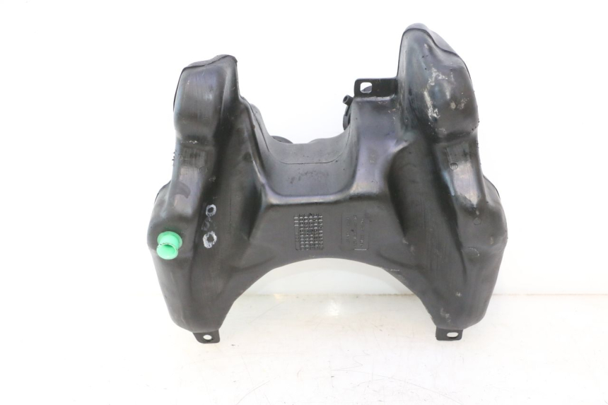 photo de BRANDSTOFTANK PEUGEOT TREKKER 50 (1995 - 2004) - Detail van het onderdeel