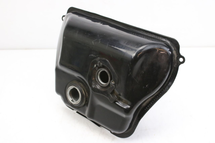 photo de BRANDSTOFTANK PEUGEOT TWEET 125 (2010 - 2017) - Detail van het onderdeel