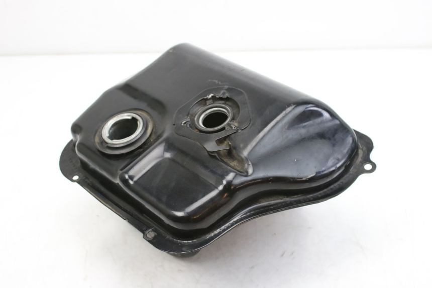 photo de BRANDSTOFTANK PEUGEOT TWEET 125 (2010 - 2017) - Andere kijkhoek