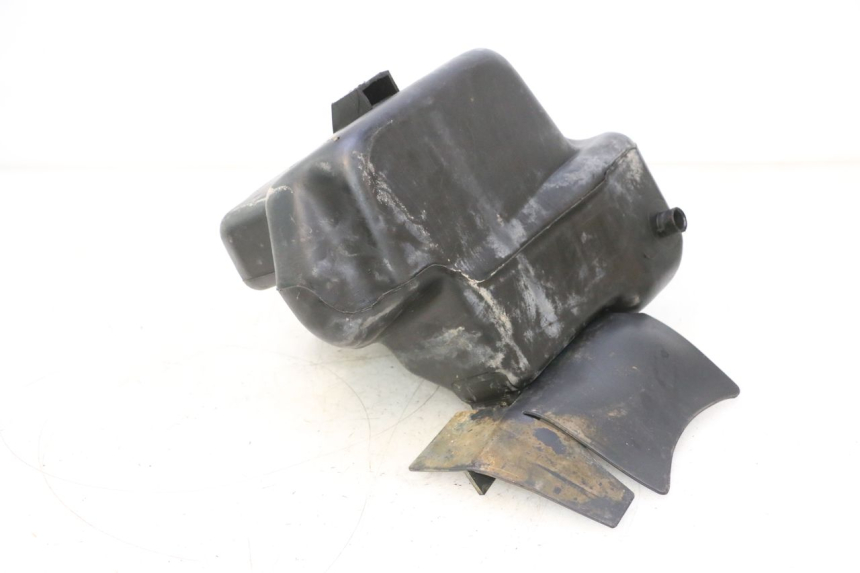 photo de BRANDSTOFTANK PIAGGIO TYPHOON 50 (2000 - 2009) - Detail van het onderdeel
