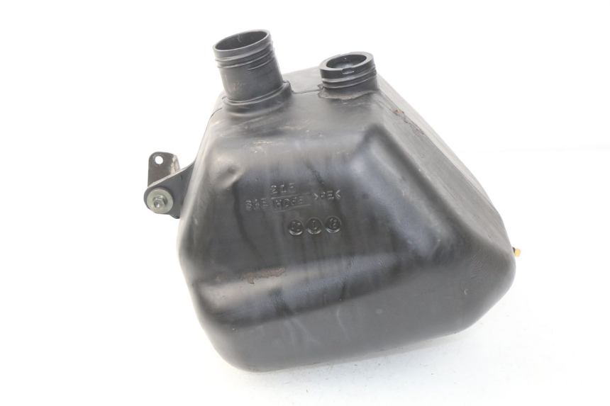 photo de BRANDSTOFTANK SUZUKI UC EPICURO 125 (1999 - 2003) - Andere kijkhoek