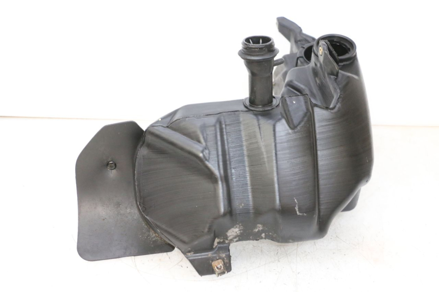 photo de BRANDSTOFTANK PIAGGIO VESPA GTS SUPER IE 125 (2009 - 2016) - Andere kijkhoek