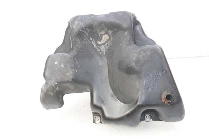 photo de BRANDSTOFTANK PIAGGIO VESPA LX 125 (2005 - 2010) - Detail van het onderdeel