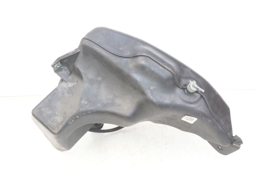 photo de BRANDSTOFTANK PIAGGIO VESPA PRIMAVERA 2T 50 (2013 - 2018) - Zoom op gebruiksstaat