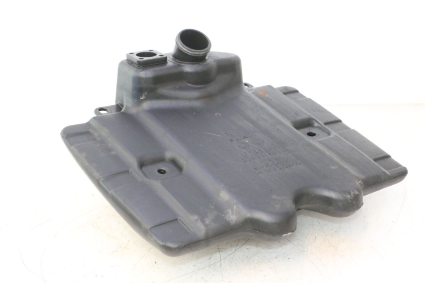 photo de BRANDSTOFTANK PEUGEOT VIVACITY NEW 2T 50 (2008 - 2017) - Bevestigingspunten