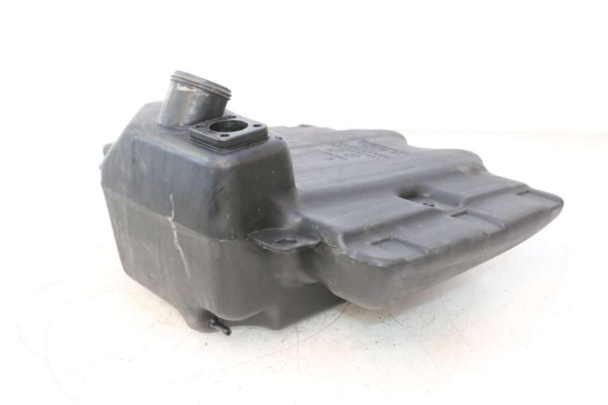 photo de BRANDSTOFTANK PEUGEOT VIVACITY NEW 2T 50 (2008 - 2017) - Staat van het oppervlak