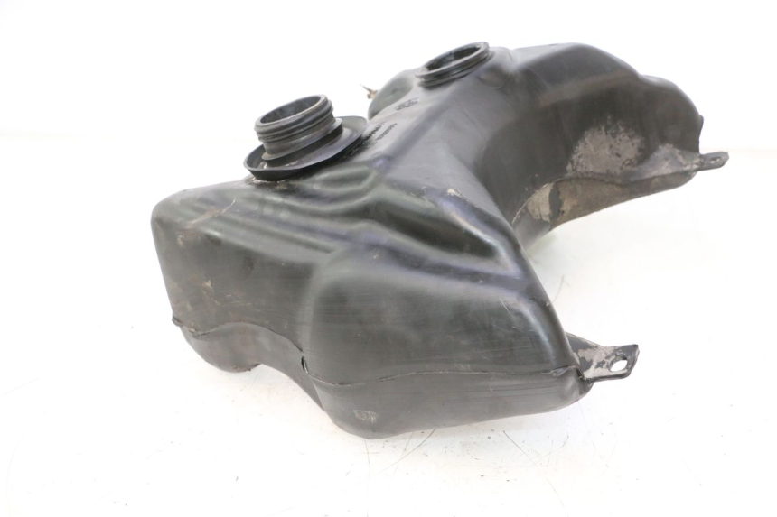 photo de BRANDSTOFTANK PEUGEOT VIVACITY 50 (1998 - 2003) - Zoom op gebruiksstaat