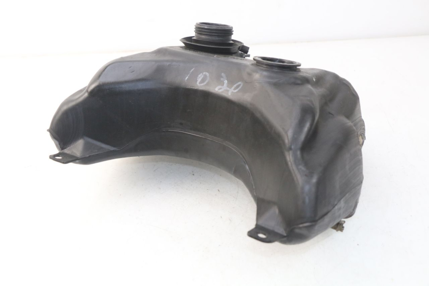 photo de BRANDSTOFTANK PEUGEOT VIVACITY 100 (1999 - 2008) - Zoom op gebruiksstaat