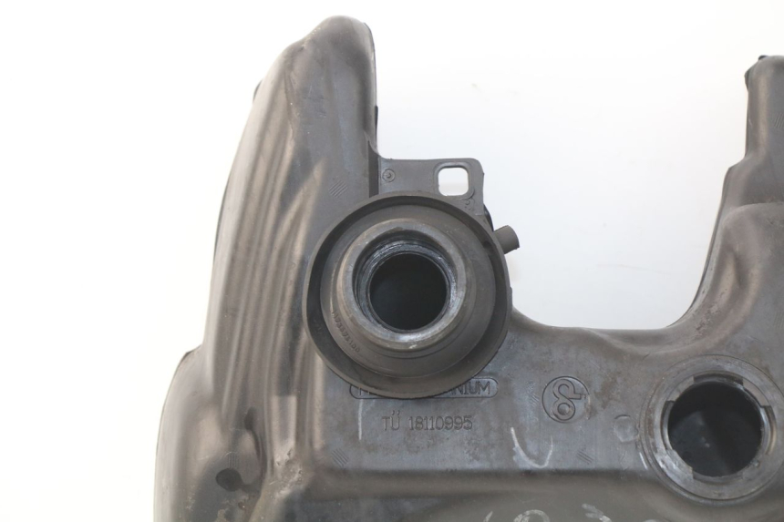 photo de BRANDSTOFTANK PEUGEOT VIVACITY 100 (1999 - 2008) - Overzicht