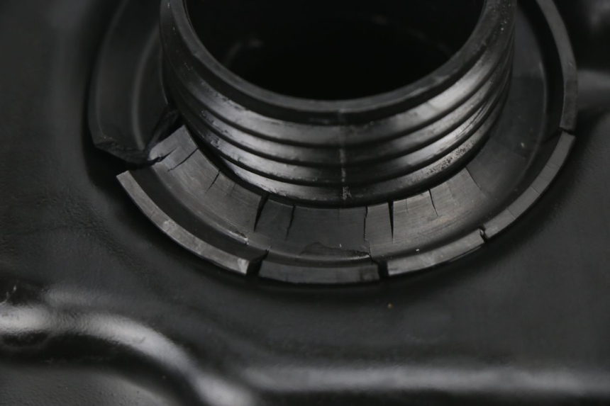 photo de BRANDSTOFTANK RAZZO XENON 4T 50 (2008 - 2012) - Zoom op gebruiksstaat