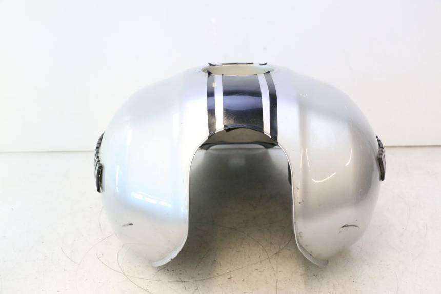 photo de BRANDSTOFTANK YAMAHA XJR 1300 (1998 - 2002) - Bevestigingspunten