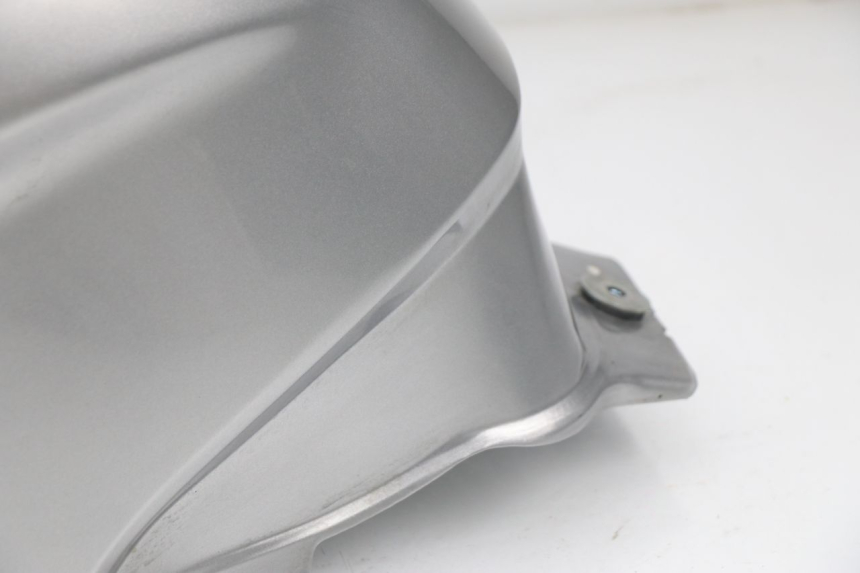 photo de BRANDSTOFTANK HONDA XLV VARADERO 125 (2000 - 2006) - Zoom op componenten