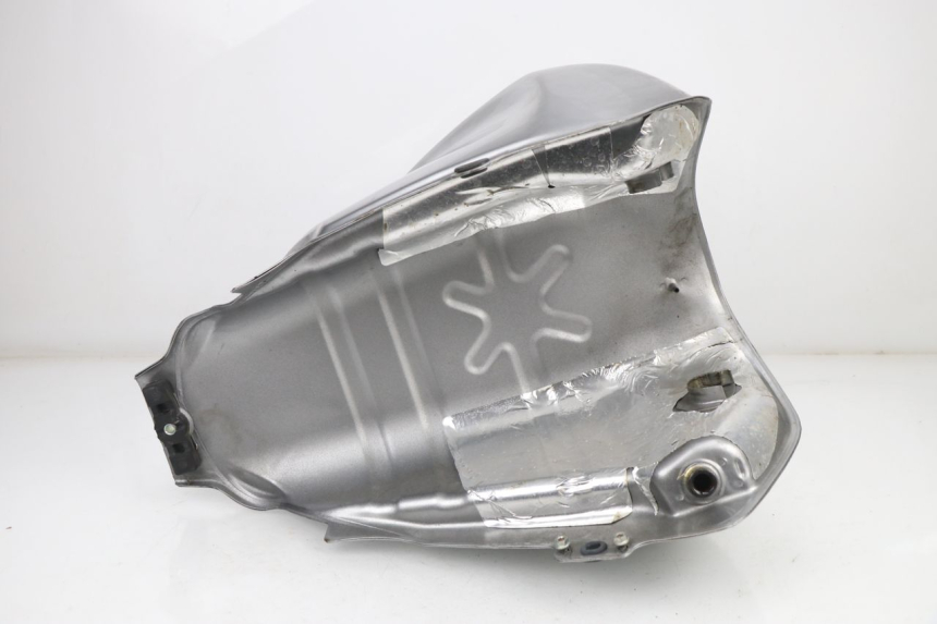 photo de BRANDSTOFTANK HONDA XLV VARADERO 125 (2000 - 2006) - Technische close-up