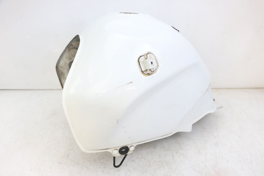photo de BRANDSTOFTANK HONDA XLV VARADERO 125 (2000 - 2006) - Focus op structuur