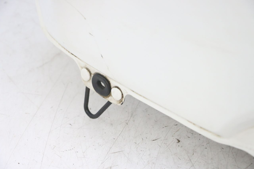 photo de BRANDSTOFTANK HONDA XLV VARADERO 125 (2000 - 2006) - Zoom op gebruiksstaat