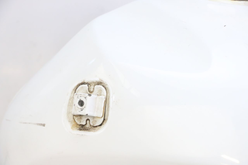 photo de BRANDSTOFTANK HONDA XLV VARADERO 125 (2000 - 2006) - Andere kijkhoek