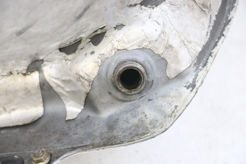 photo de BRANDSTOFTANK HONDA XLV VARADERO 125 (2000 - 2006) - Staat van het oppervlak