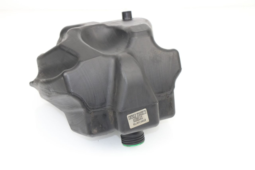 photo de BRANDSTOFTANK YAMAHA BW'S NAKED 50 (2008 - 2019) - Detail van het onderdeel