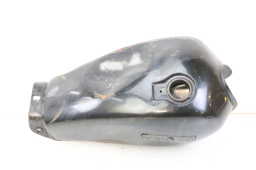 photo de BRANDSTOFTANK YAMAHA SR 125 (1982 - 2003) - Bevestigingspunten