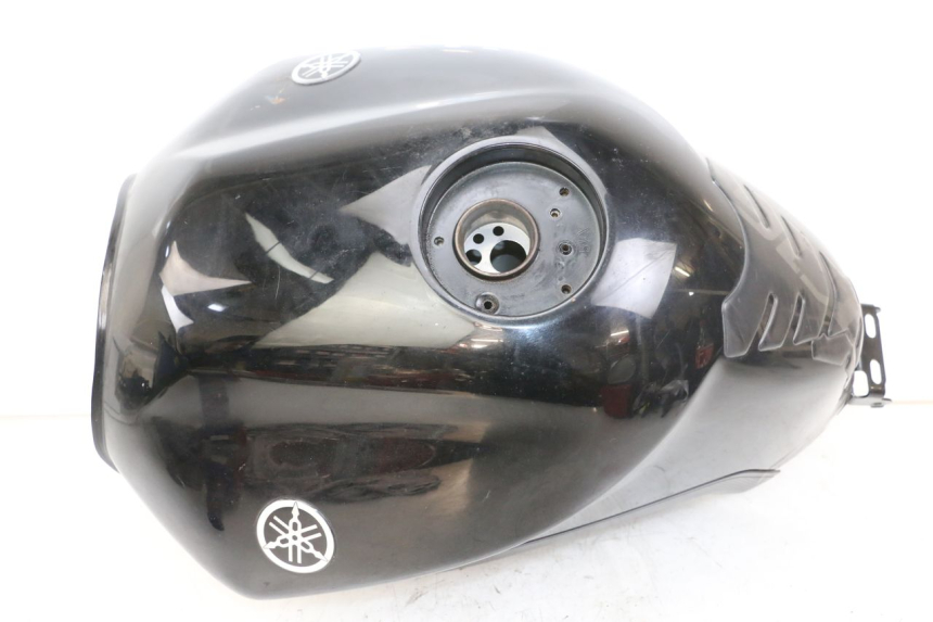 photo de BRANDSTOFTANK YAMAHA XJ6 ABS 600 (2008 - 2016) - Detail van het onderdeel