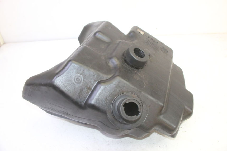photo de BRANDSTOFTANK YAMAHA YP MAJESTY 125 (2002 - 2006) - Detail van het onderdeel