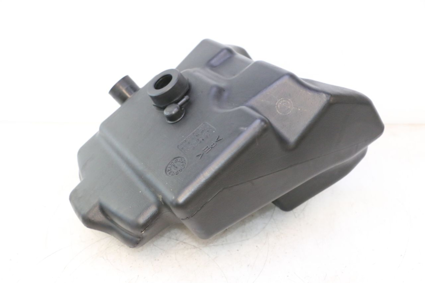 photo de BRANDSTOFTANK YAMAHA YP MAJESTY 125 (2002 - 2006) - Andere kijkhoek