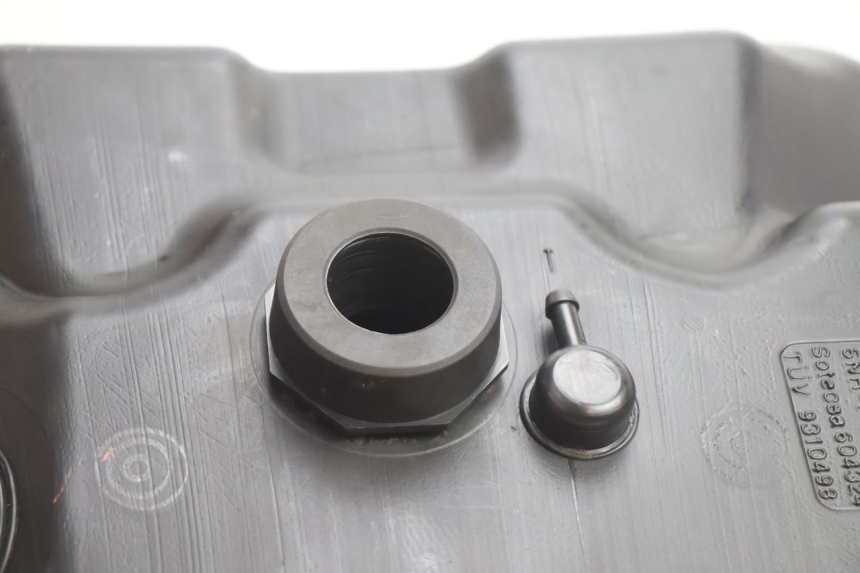 photo de BRANDSTOFTANK YAMAHA YP MAJESTY 125 (2002 - 2006) - Andere kijkhoek