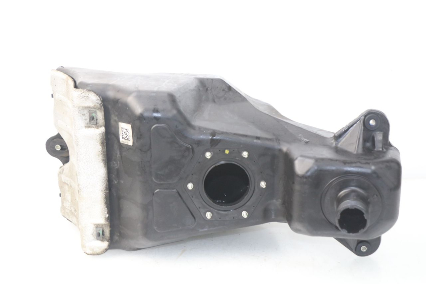 photo de BRANDSTOFTANK YAMAHA YP X-MAX XMAX 400 (2014 - 2017) - Hoofdaanzicht