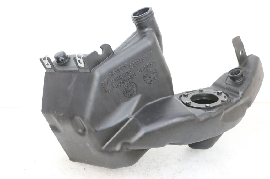 photo de BRANDSTOFTANK PIAGGIO ZIP 4T 50 (2018 - 2020) - Hoofdaanzicht