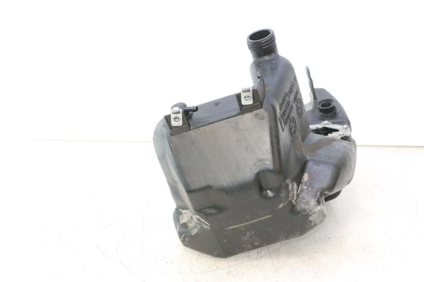 photo de BRANDSTOFTANK PIAGGIO ZIP 4T 50 (2018 - 2020) - Zoom op gebruiksstaat