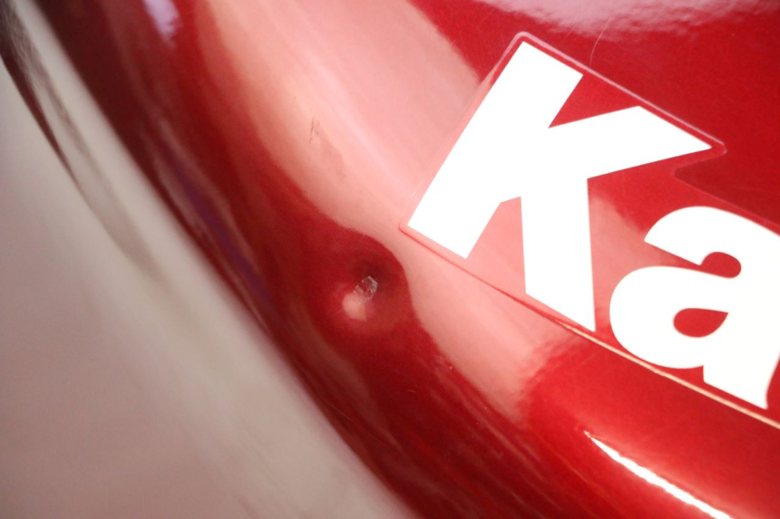 photo de BRANDSTOFTANK KAWASAKI ZR 7 750 (1999 - 2004) - Alternatieve hoek