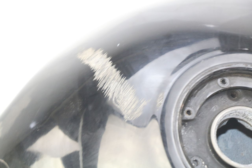 photo de BRANDSTOFTANK KAWASAKI ZZR 600 (1995 - 2004) - Kenmerkende details