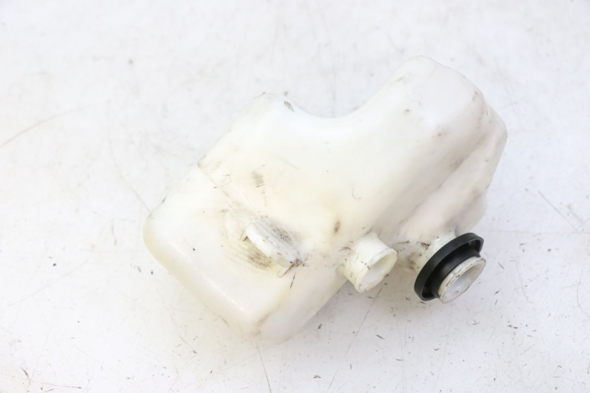 photo de OLIEBEHUIZING KYMCO AGILITY NAKED RENOUVO 2T 50 (2011 - 2018) - Zoom op gebruiksstaat