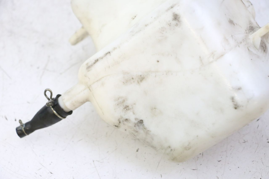 photo de OLIEBEHUIZING KYMCO AGILITY NAKED RENOUVO 2T 50 (2011 - 2018) - Technische close-up