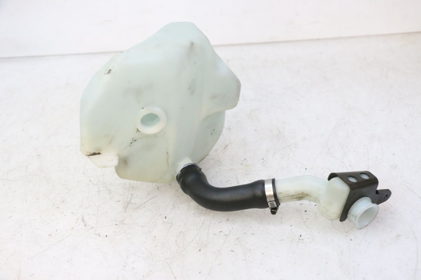 photo de OLIEBEHUIZING YAMAHA BW'S 100 (1999 - 2002) - Bevestigingspunten