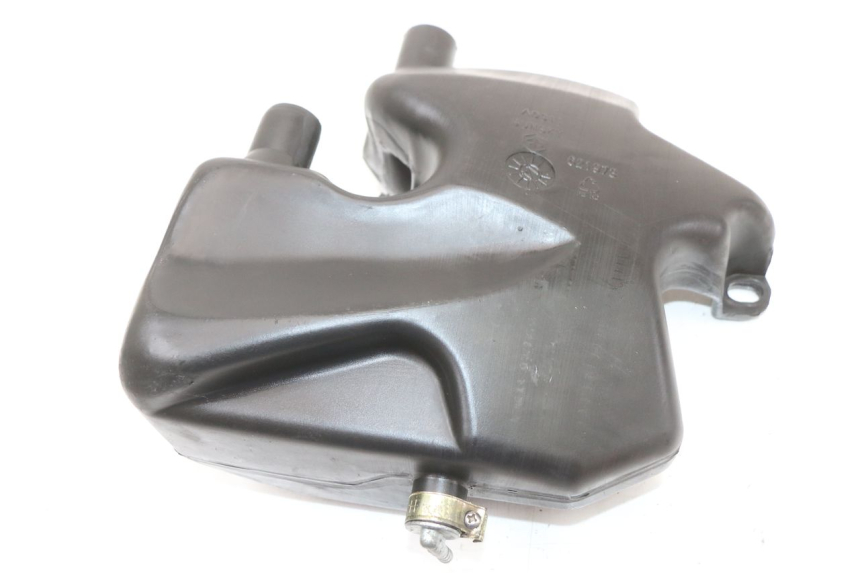 photo de OLIEBEHUIZING PIAGGIO FLY 2T 50 (2004 - 2017) - Zoom op gebruiksstaat