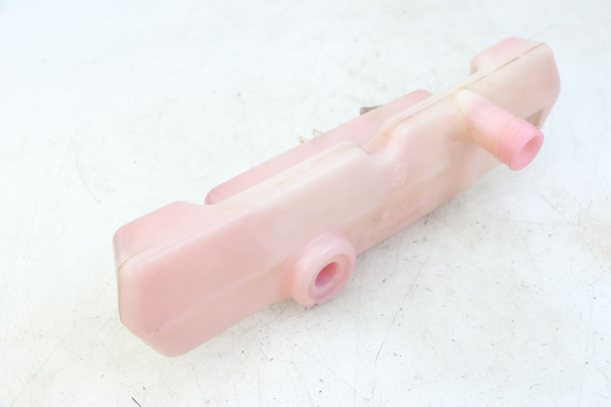 photo de OLIEBEHUIZING PEUGEOT JET FORCE CARBU 50 (2003 - 2016) - Bevestigingspunten