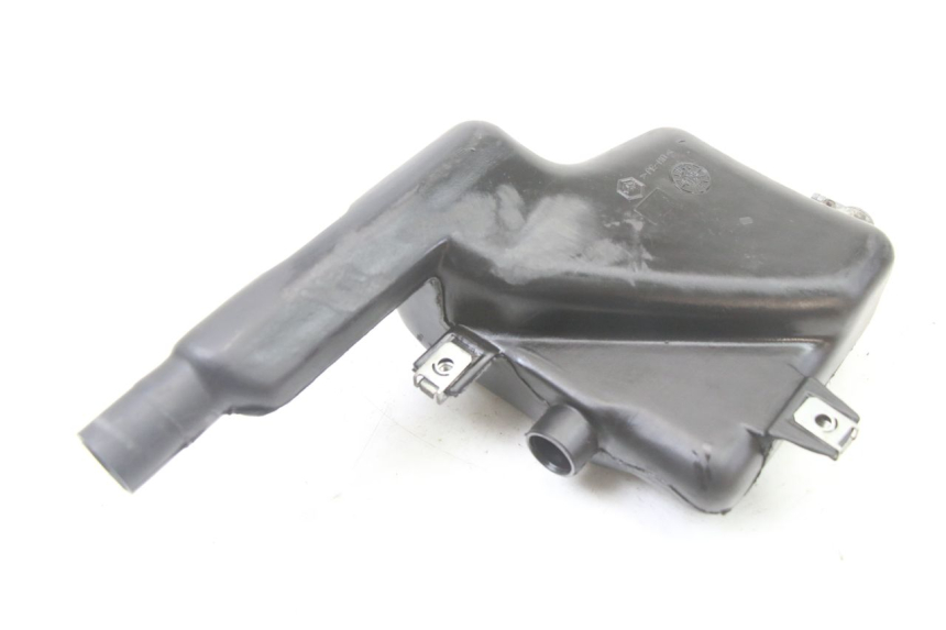 photo de OLIEBEHUIZING PIAGGIO VESPA LX 2T 50 (2005 - 2013) - Andere kijkhoek