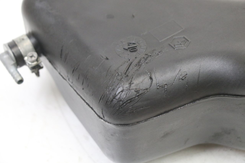 photo de OLIEBEHUIZING PIAGGIO VESPA S 2T 50 (2007 - 2014) - Zoom op gebruiksstaat