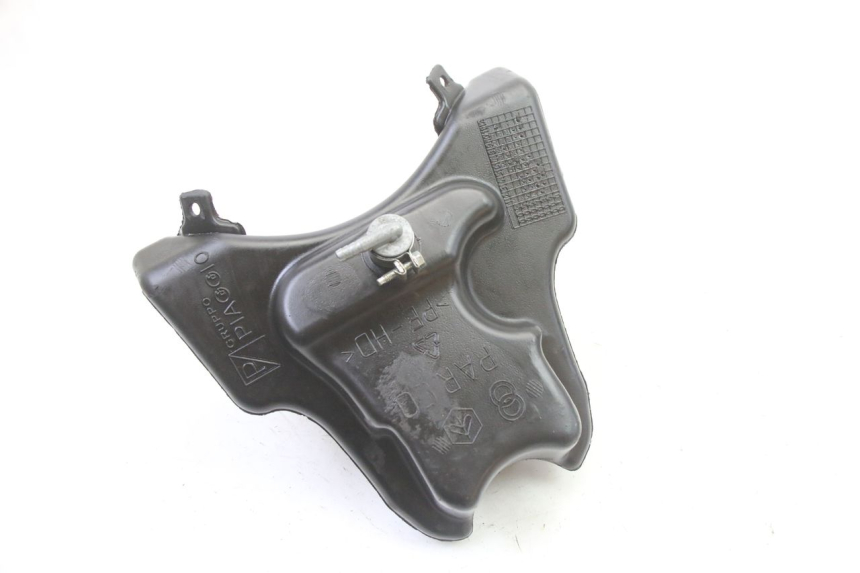 photo de OLIEBEHUIZER GILERA RUNNER SP 50 (2006 - 2008) - Overzicht