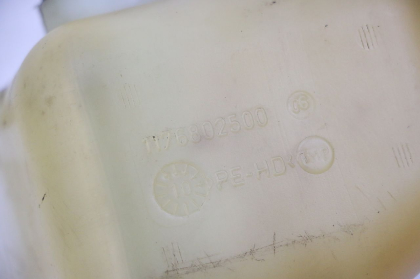 photo de OLIEBEHUIZING PEUGEOT SATELIS 125 (2006 - 2009) - Zoom op gebruiksstaat