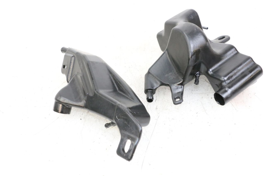 photo de OLIEBEHUIZER APRILIA SR MOTARD 50 (2012 - 2018) - Andere kijkhoek