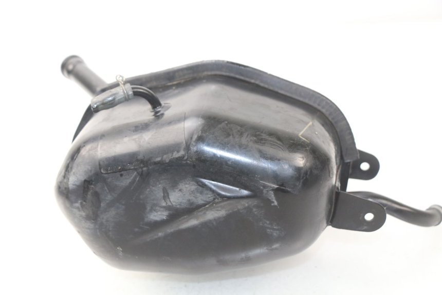 photo de OLIEBEHUIZER YAMAHA TDM ABS 900 (2002 - 2014) - Zoom op gebruiksstaat