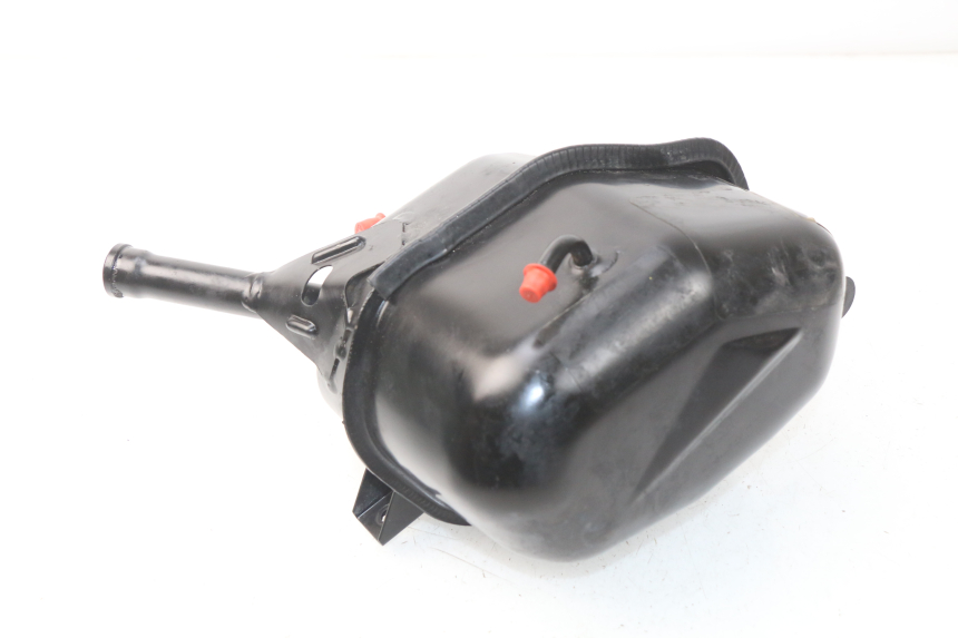 photo de OLIEBEHUIZER YAMAHA TDM ABS 900 (2002 - 2014) - Andere kijkhoek